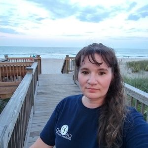 Meet your Posher, Carla